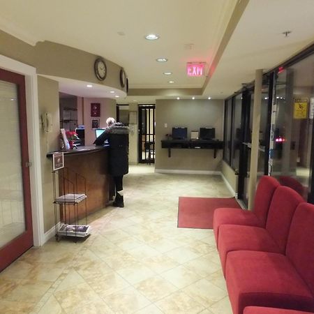 North Vancouver Hotel Exteriör bild